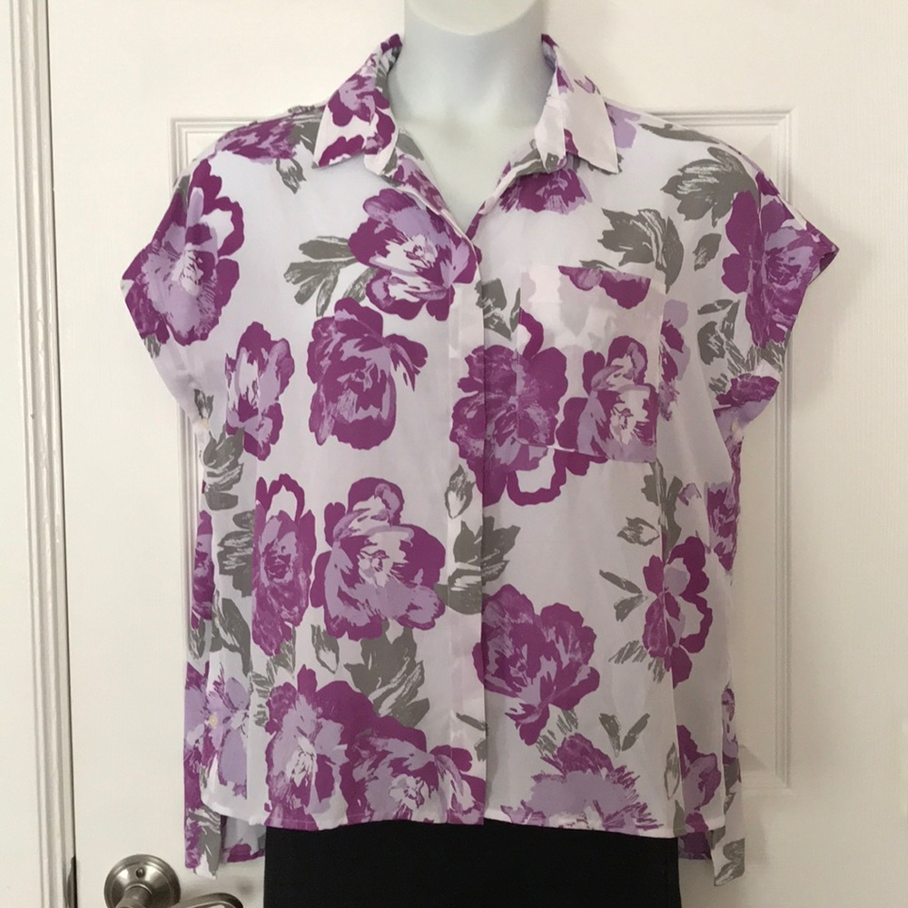NWT Banana Republic Factory floral button shirt
